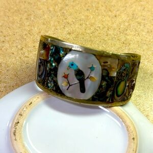 Abalone and silver vintage bird (parrot) cuff bracelet. Made in Arizona.